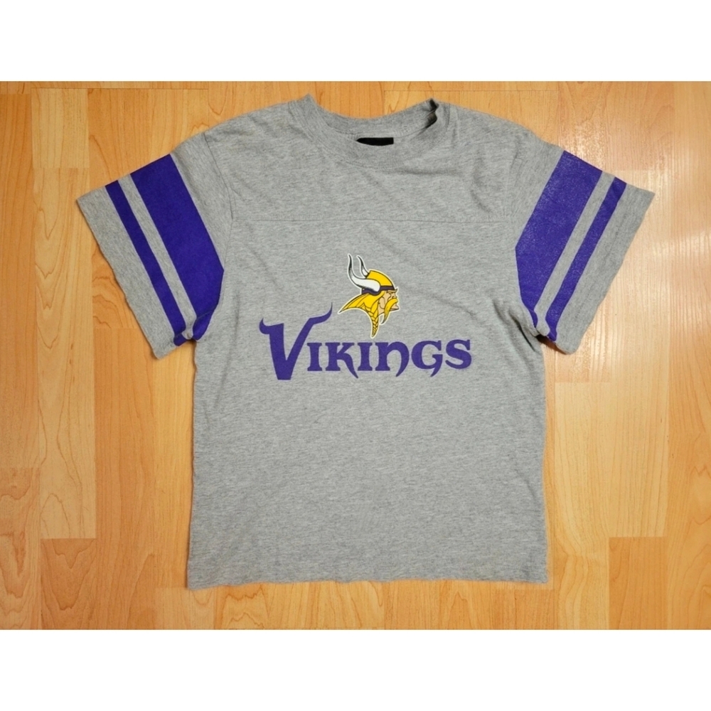 BUNDLE & SAVE NFL Team Apparel Minnesota Vikings t-shirt